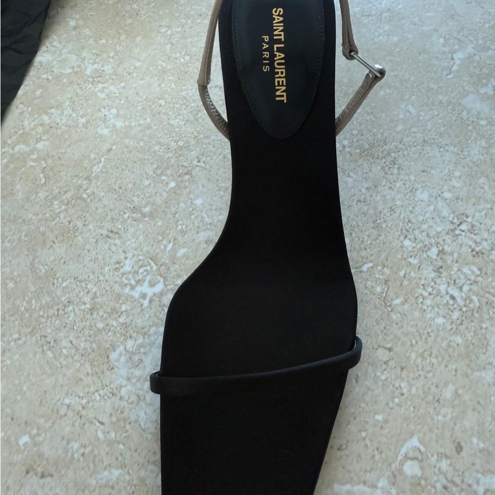 Saint Laurent Black and Cream Slingback Heels - Picture 5 of 7